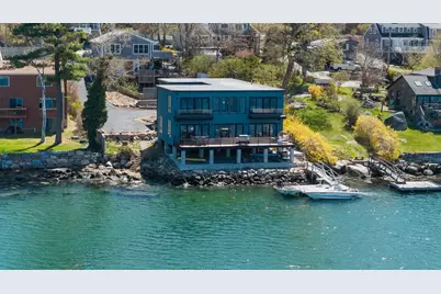 498 Washington St, Gloucester, MA 01930 - Photo 2