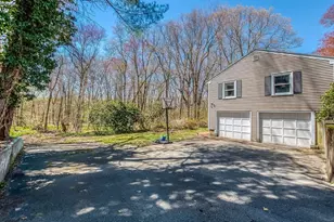 10 Country Club Dr, Walpole, MA 02081 - Photo 38