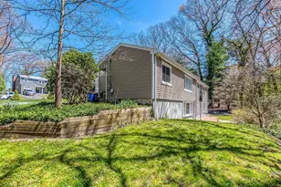 10 Country Club Dr, Walpole, MA 02081 - Photo 32