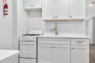 132 Woodley Ave, Boston, MA 02132 - Photo 26