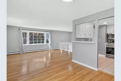 132 Woodley Ave, Boston, MA 02132 - Photo 6