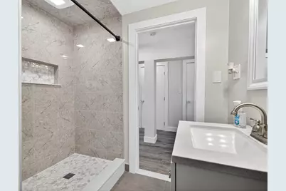132 Woodley Ave, Boston, MA 02132 - Photo 32