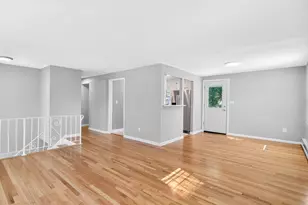 132 Woodley Ave, Boston, MA 02132 - Photo 4