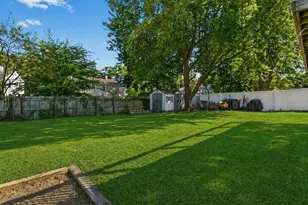 132 Woodley Ave, Boston, MA 02132 - Photo 36