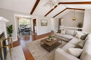 22 Leonard Rd, Framingham, MA 01701 - Photo 4