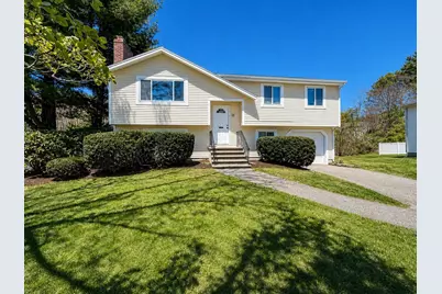 22 Leonard Rd, Framingham, MA 01701 - Photo 1