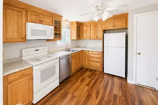 22 Leonard Rd, Framingham, MA 01701 - Photo 6