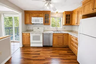22 Leonard Rd, Framingham, MA 01701 - Photo 6