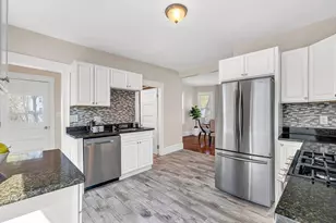 7 Prospect St, Saugus, MA 01906 - Photo 12