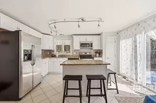70 Quinaquisset Ave, Mashpee, MA 02649 - Photo 4