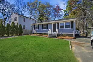 974 Wilbraham Rd, Springfield, MA 01109 - Photo 2