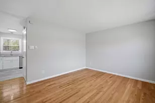 974 Wilbraham Rd, Springfield, MA 01109 - Photo 8