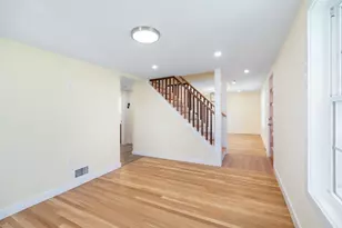 32 Lexington Dr, Beverly, MA 01915 - Photo 10