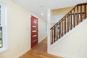 32 Lexington Dr, Beverly, MA 01915 - Photo 12