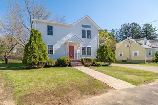 32 Lexington Dr, Beverly, MA 01915 - Photo 2