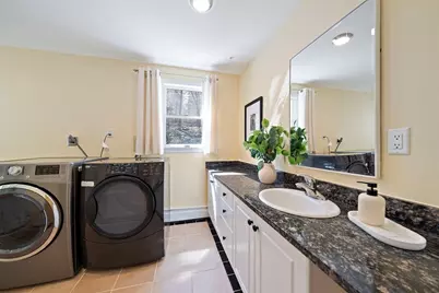 20 Blossom St, Lexington, MA 02421 - Photo 18