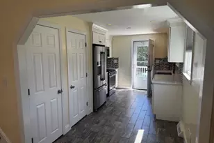 13 Virginia Cir, Randolph, MA 02368 - Photo 2