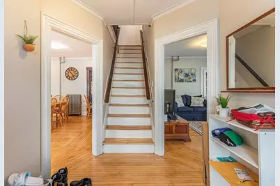 109 Chestnut #109, Waltham, MA 02453 - Photo 2