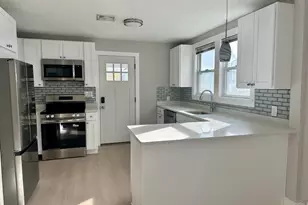 31 Monica St, Taunton, MA 02780 - Photo 4