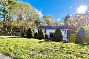 4 Richardson Rd, Hudson, MA 01749 - Photo 2