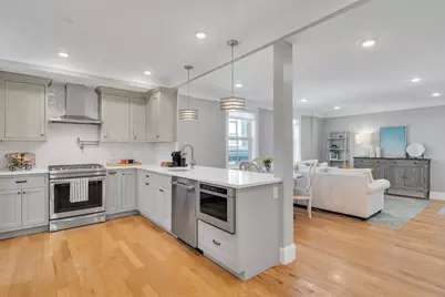18 Tufts St #4, Cambridge, MA 02139 - Photo 10