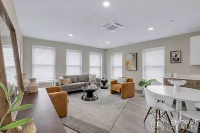375 Cummins Hwy #202, Boston, MA 02131 - Photo 6