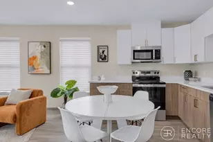 375 Cummins Hwy, Boston, MA 02131 - Photo 6