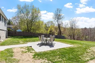 319 Chase Rd, Lunenburg, MA 01462 - Photo 26