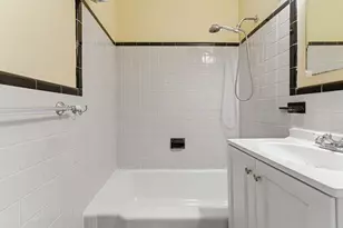 465 Park Dr, Boston, MA 02215 - Photo 16