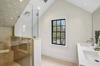 11 Mt Auburn St #A, Cambridge, MA 02138 - Photo 22