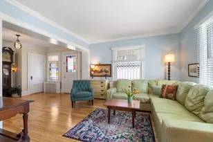 6 Hancock St, Winchester, MA 01890 - Photo 10