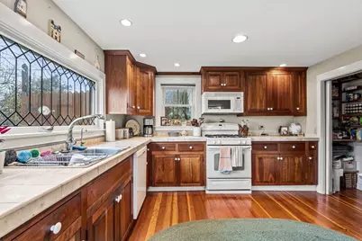 4 Langsford Street, Gloucester, MA 01930 - Photo 8