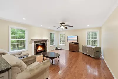 161 Rice Corner Rd, Brookfield, MA 01506 - Photo 16