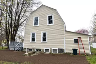 56 N Broadway, Haverhill, MA 01832 - Photo 16