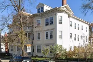 472 Warren, Boston, MA 02119 - Photo 2
