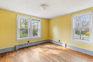 1292 Riverside Ave, Somerset, MA 02726 - Photo 8