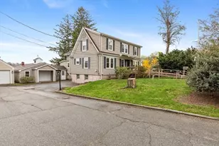 1292 Riverside Ave, Somerset, MA 02726 - Photo 4