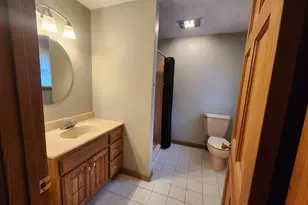 700 Locust St, Swansea, MA 02777 - Photo 22