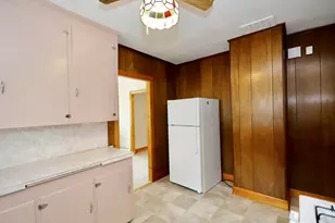 79 Woodlawn St, Fall River, MA 02720 - Photo 12