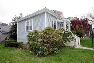 79 Woodlawn St, Fall River, MA 02720 - Photo 4