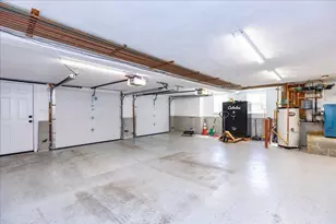 16 Cayuga Rd, Tewksbury, MA 01876 - Photo 42