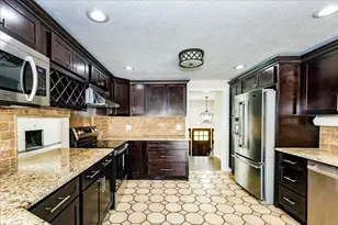 16 Cayuga Rd, Tewksbury, MA 01876 - Photo 8
