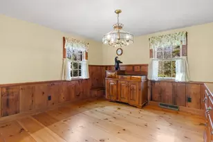 21 Prospect St, West Newbury, MA 01985 - Photo 12