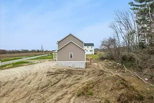 49 Thompson St, Middleborough, MA 02346 - Photo 6
