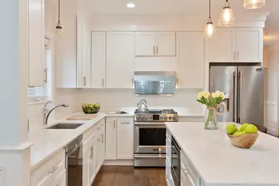 20 Dalby St #20, Newton, MA 02458 - Photo 8
