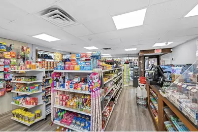 493 Broadway, Everett, MA 02149 - Photo 6
