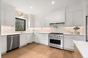 18R Starknaught Heights, Gloucester, MA 01930 - Photo 8