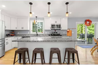 17 Pond Edge Trl, Wareham, MA 02571 - Photo 4