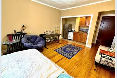 1253 Beacon Street #C3, Brookline, MA 02446 - Photo 4