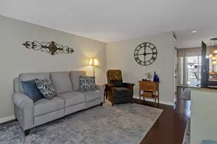 70 Corey Colonial, Agawam, MA 01001 - Photo 2